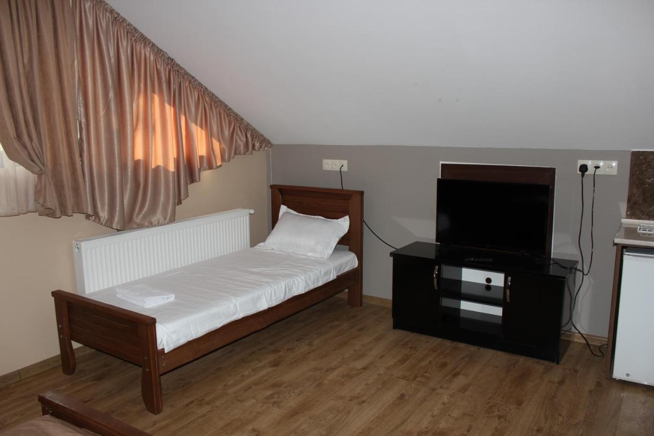 Redhotel Tbilisi Bagian luar foto